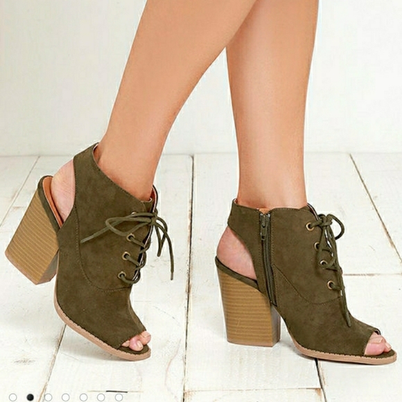 Qupid faux suede heel booties Size 6.5 - Picture 2 of 12